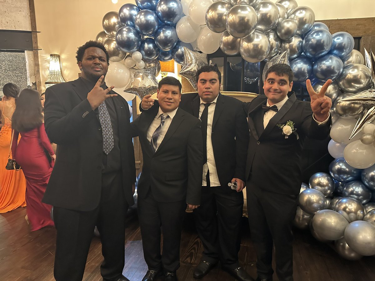 Mrs/Coach Cahow tweet media