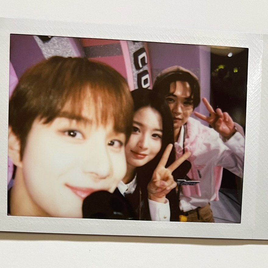 staysday6's tweet photo. THE PHOTOS TURNED OUT SO CUTEE https://t.co/Y5hYrBTn0f
