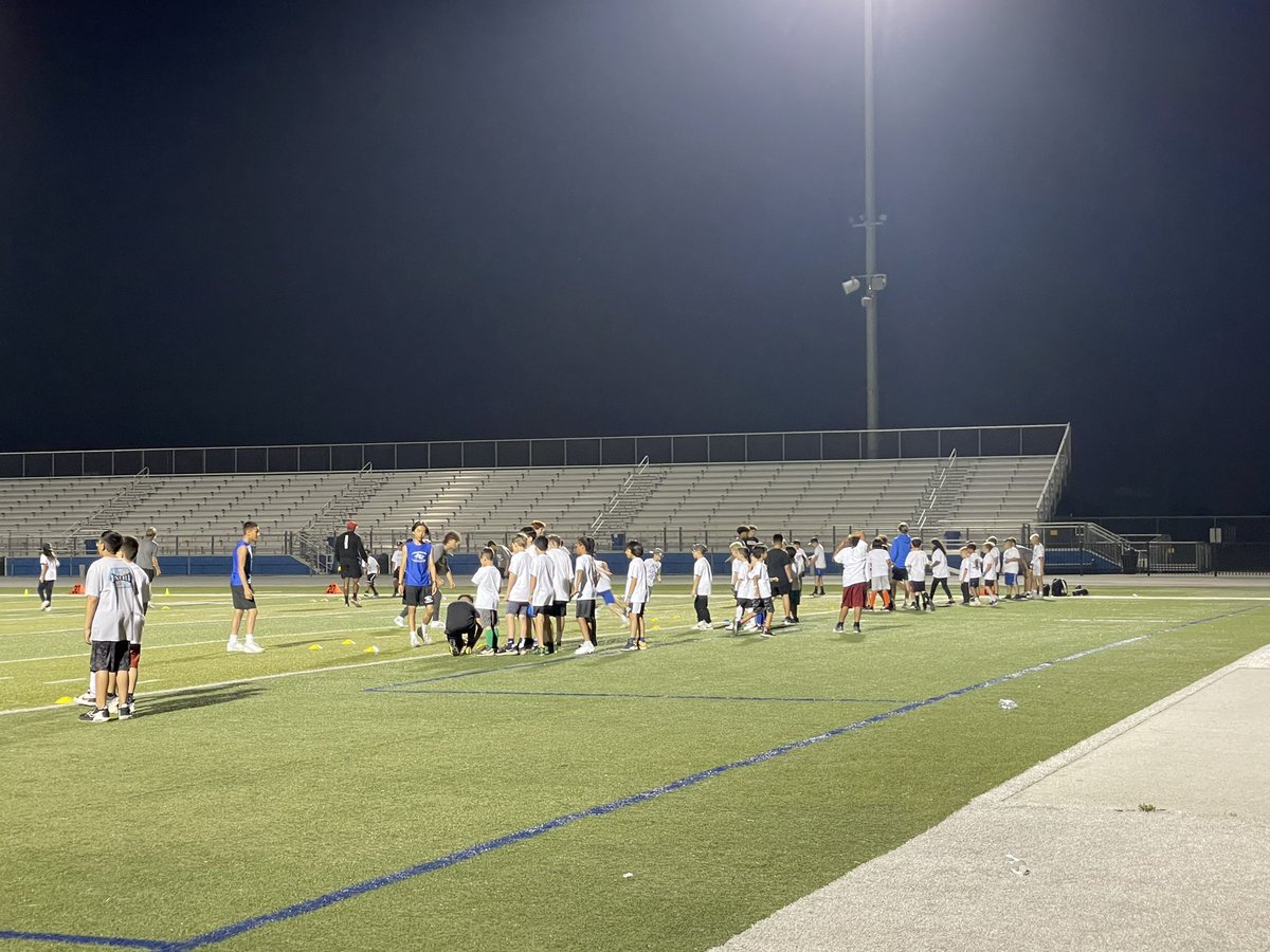 AlhsBraves's tweet photo. Youth camp https://t.co/WYyllzQgxS