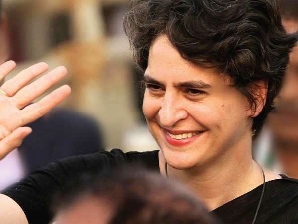 CVGunadal's tweet photo. Welcome to Jamkhandi💐💐💐💐💐 @priyankagandhi https://t.co/5JUQxfnuTU