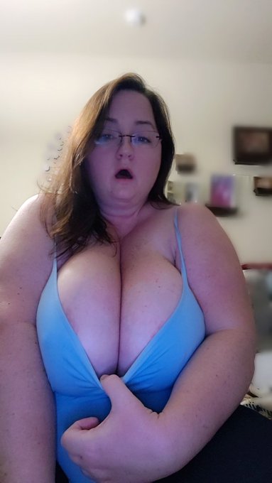 I'm so horny tonight!  Come play with me on Onlyfans!  I made it 30% off for the next 24 hours!! 😘 https://t<a href="/tag/porncrush"class="tags"><span>#porncrush</span></a>