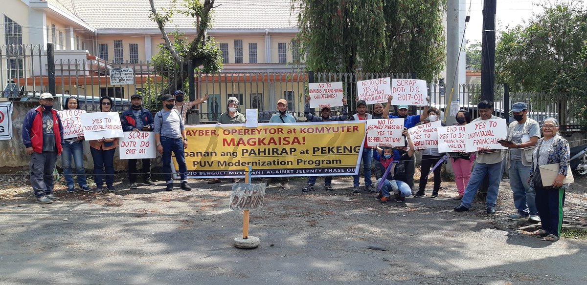 CPA_Cordillera's tweet photo. #SUMKAD PARA ITI PANGKABIAGAN!
APRIL 26, 2023- Operators and drivers troop to LTFRB reiterating call to scrap bogus PUV Modernization program
Reposted from Tignayan STK
READ: https://t.co/rsElEpOSrP
#MayoUno2023
#DefendCordilleraPH
#DefendTheNorth https://t.co/QJGKE1xD6U