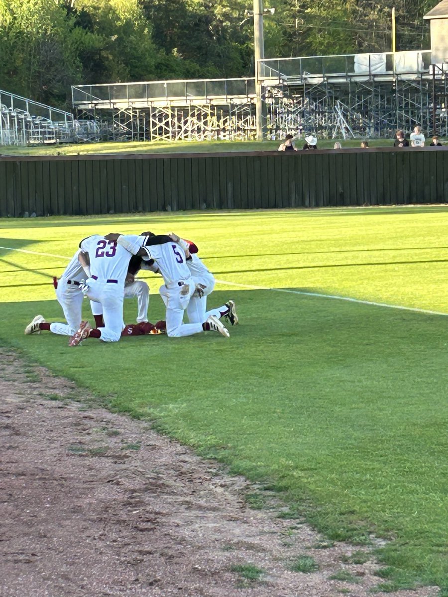 Incredibly proud of these boys and can’t wait to see what this talented group of seniors do next! Thank you letting me be a small part of your journey! #ProudAT #burntheboats <a href="/Sparkman_RBI/">Sparkman Senators Baseball</a>