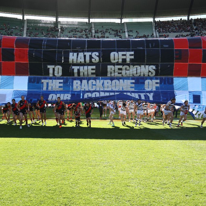 Fu7k_wFaYAQ9_2a?format=jpg&name=small