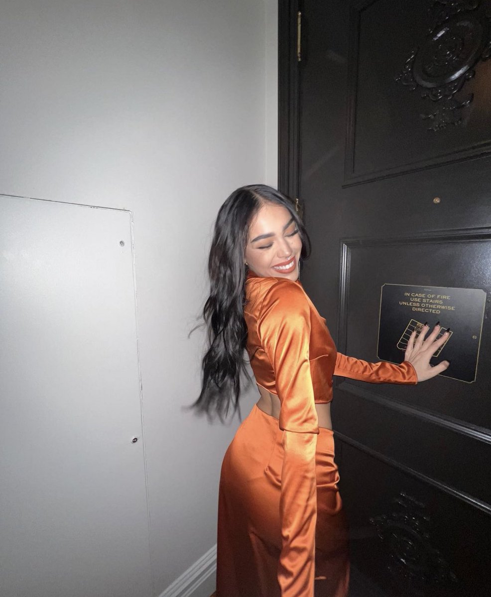 DannaDinamicas's tweet photo. Danna Paola 🍊🧡 https://t.co/W5BgurfvsG