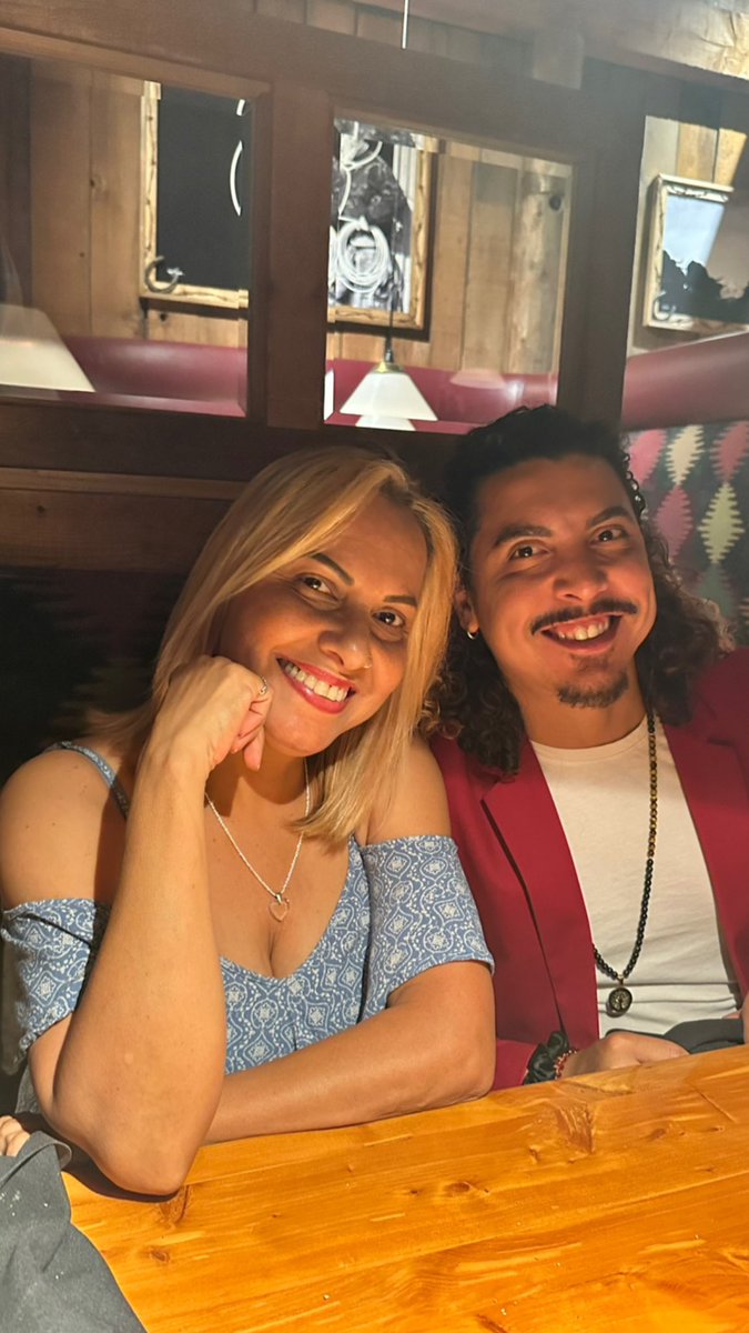 Vinc3Baker's tweet photo. #HappyBirthday momma.. help me say HB to her 🥳❤️😁 https://t.co/KxCWZPIvZW