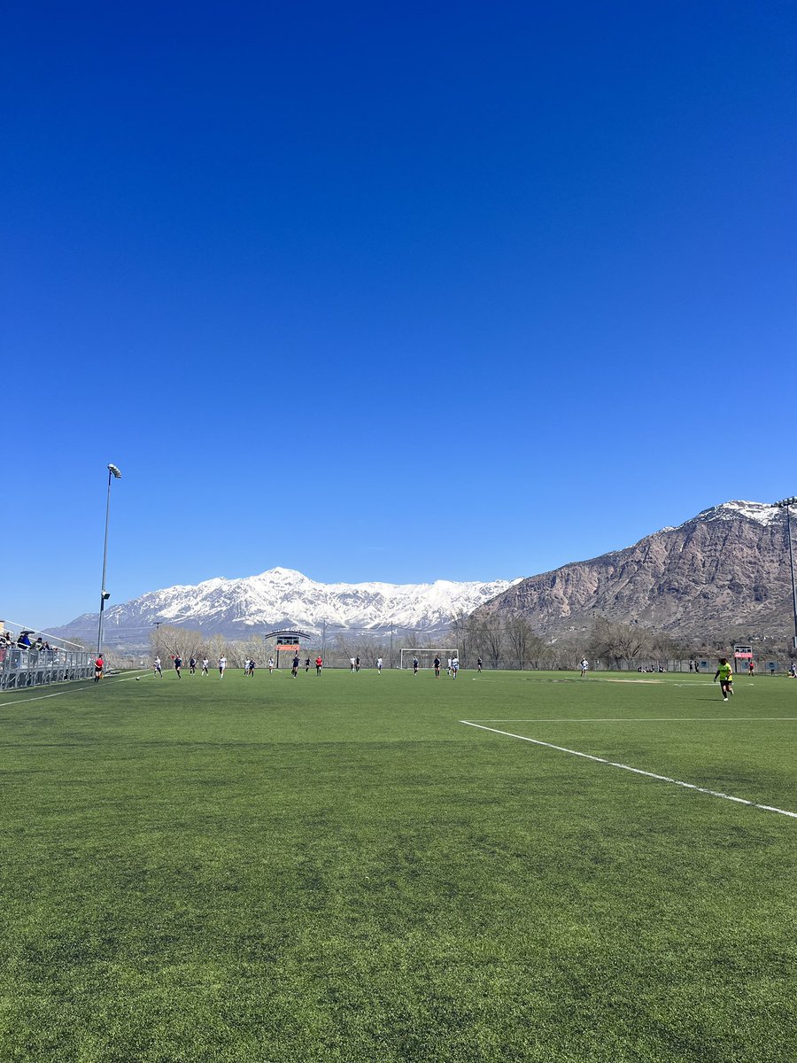 payton_cosier's tweet image. Back in the beautiful state of Utah, playing one last game with my 05 sisters before they all go off to college🥲 I love my albion girls! Thank you Coach Amanda for having me❤️ #AlbionLasVegas #GA #cryinginside