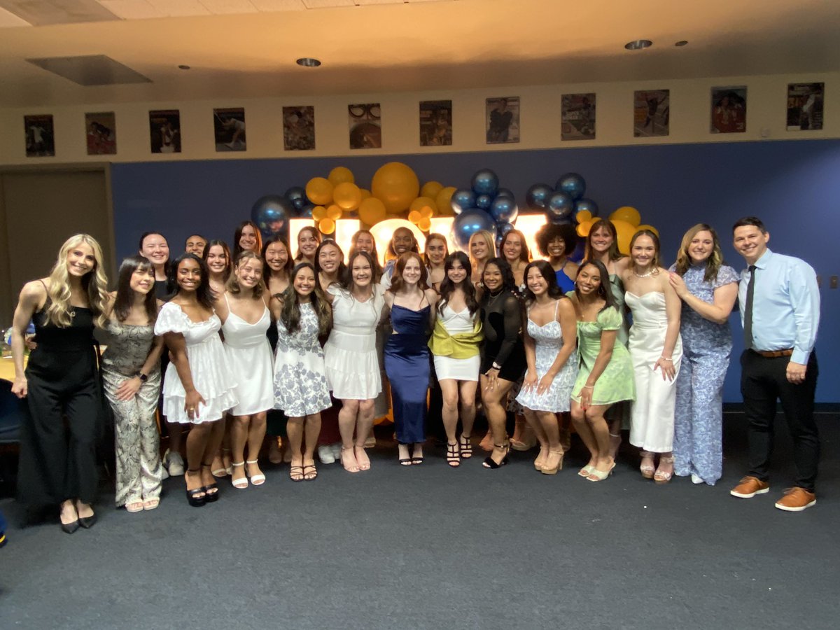 uclagymnastics's tweet photo. Celebrating our 2023 season with joy, appreciation and excitement for whatโs to come! #GoBruins https://t.co/4KtdyB80cH