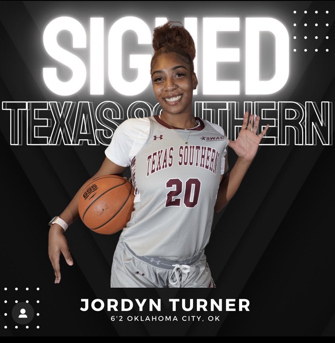 Ajhawkinsbasket's tweet photo. Congrats Day 1 Jordyn Turner you helped build UNITY from the ground up. #Day1 #Unitygirl #newchapter #loveyou @jordynturner34 https://t.co/zLrSp4gvgX