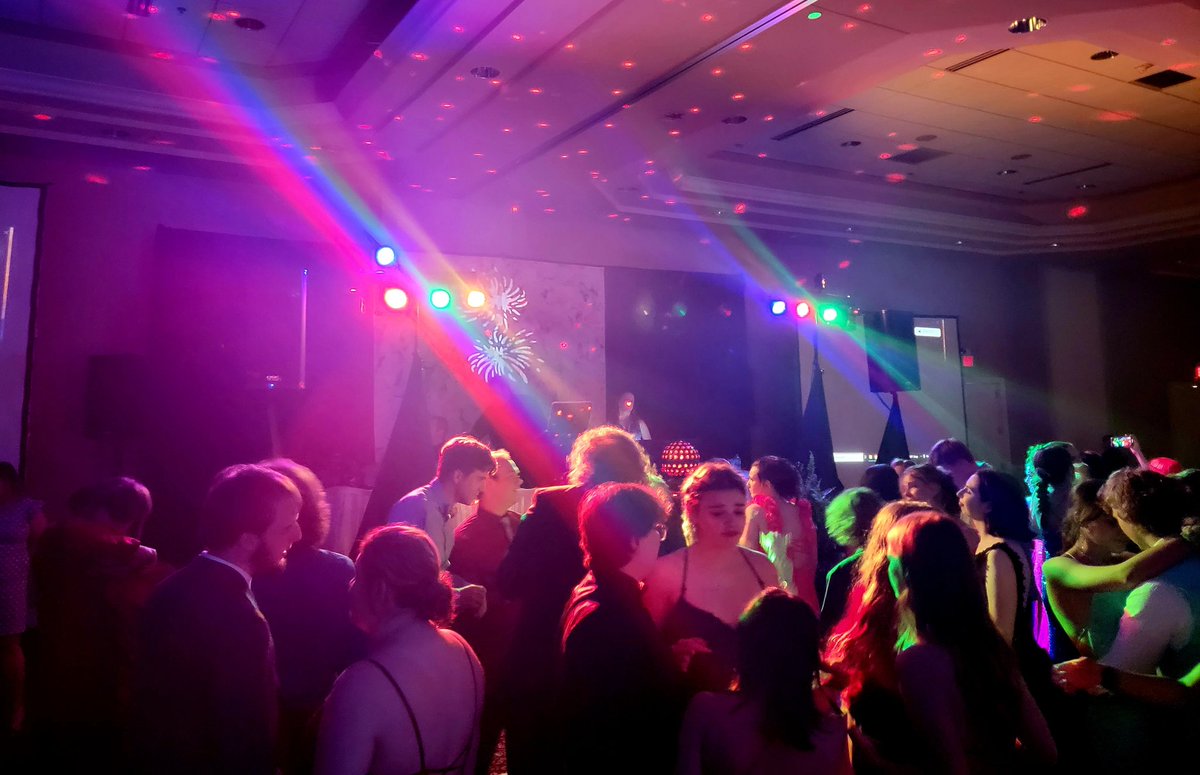 TriadHighSchool's tweet photo. "A Knight to Remember" 
#THSprom2023 https://t.co/SgfRqB0ThQ