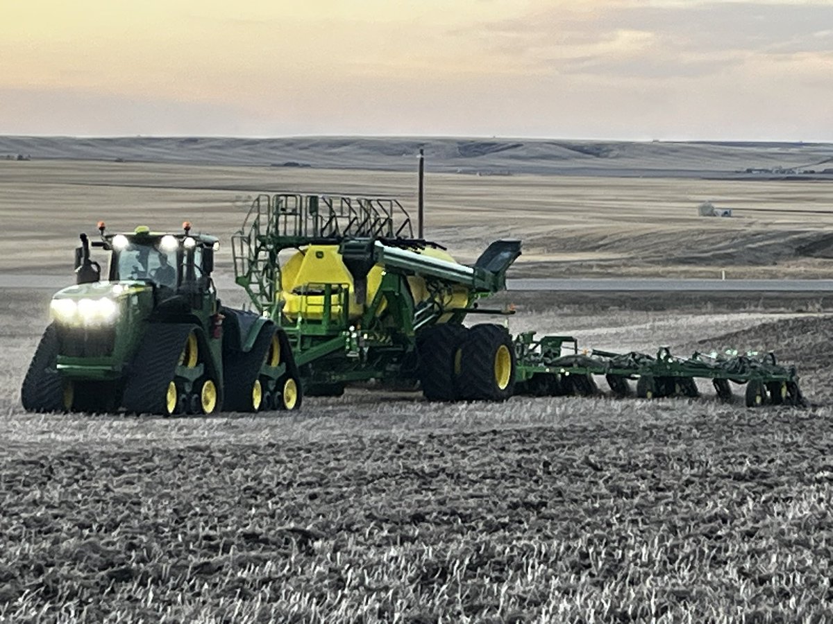addleefarms's tweet photo. Plant 2023 has started https://t.co/tlCW1XrD7z