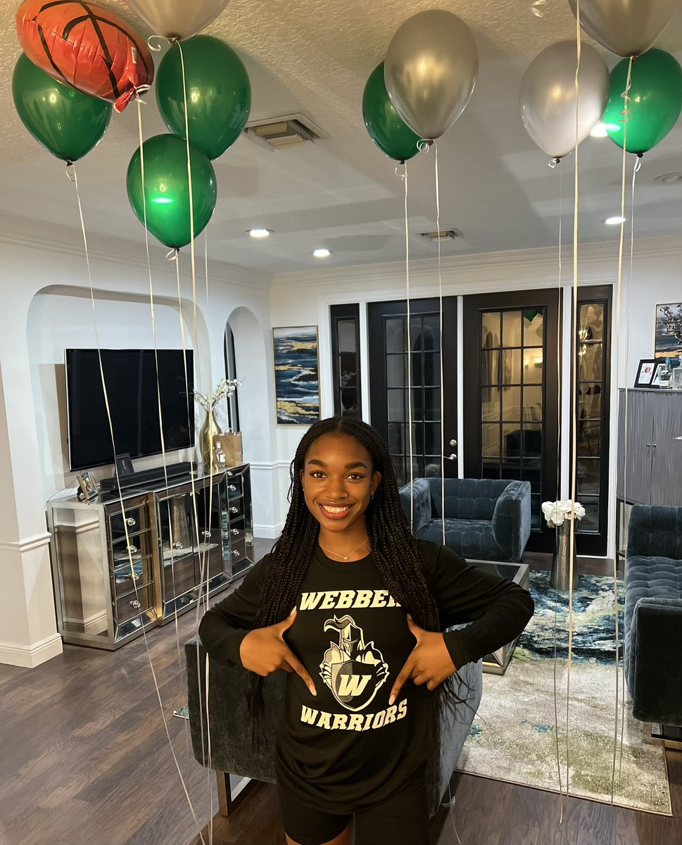Kori_W23's tweet photo. 110% COMMITTED!!!!! 💚🖤
#Webber https://t.co/Fc6qaMsm5m