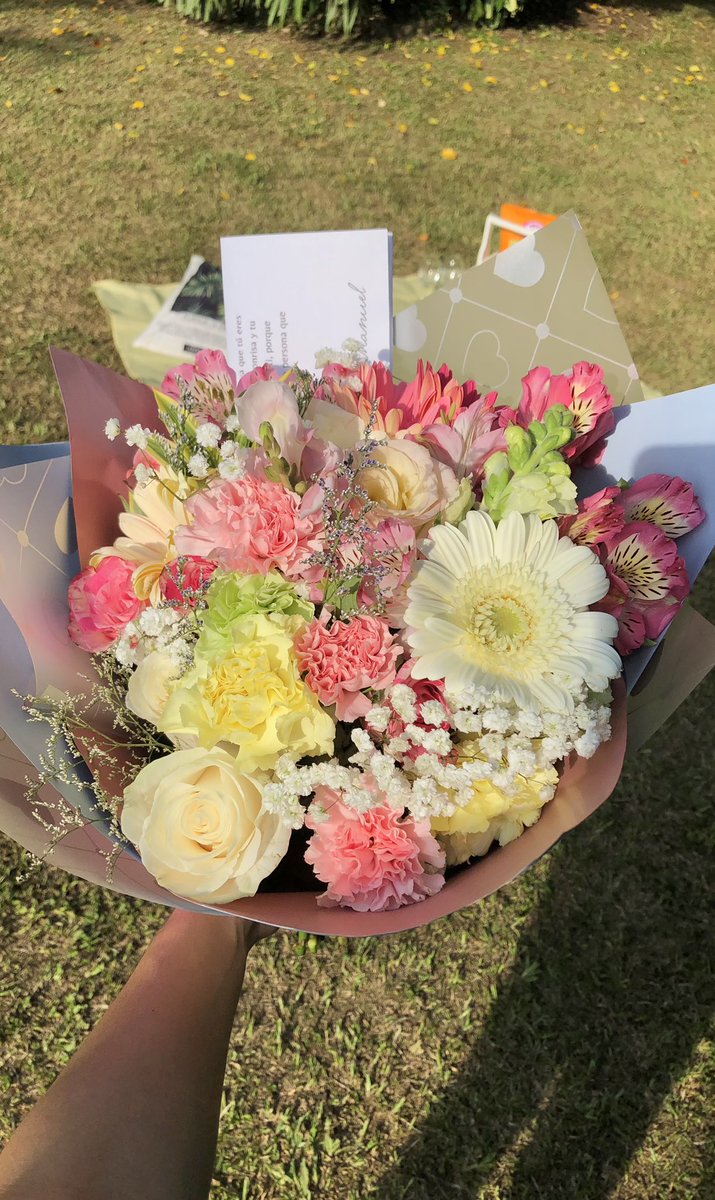 sarairuizvel's tweet photo. El inicio de algo muy bonito ❤️ https://t.co/ilu3YARrYb