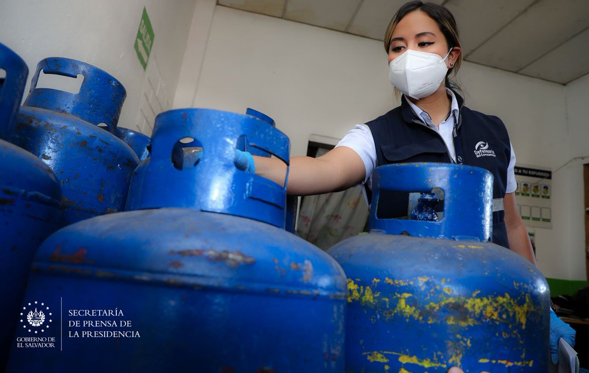 SecPrensaSV's tweet photo. #SubsidioAlGas | Familias salvadoreñas seguirán beneficiadas en mayo con el subsidio al gas por parte del Gobierno del Presidente @nayibbukele. https://t.co/MNPVqUHIgr
#SecretaríaDePrensa https://t.co/t9fxWtFgwL