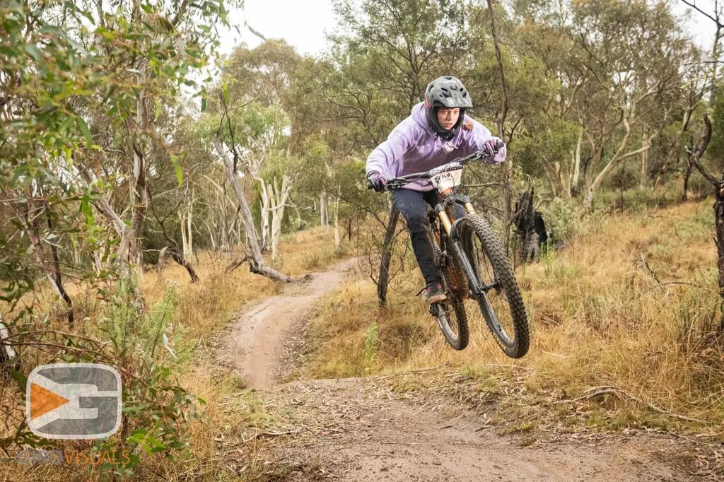 GIROVISUALS's tweet photo. Rain Riders / A different day out here on the Cooma trails than yesterday. Rain has settled in, temps are down but we keep on riding and shooting. 🤙 https://t.co/t3Mz9dAl9w https://t.co/mmEF0fVHhF