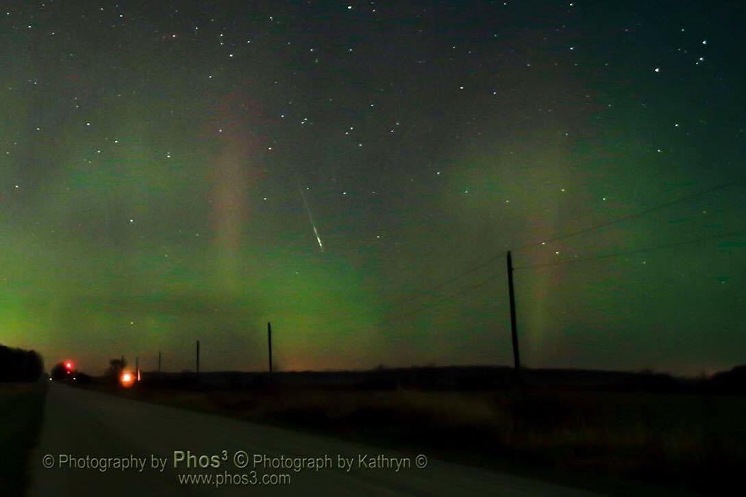 _phos3's tweet photo. #InternationalAstronomyDay
The #milkyway #Mars #Persieds Meteor https://t.co/Foi0DpsDDO