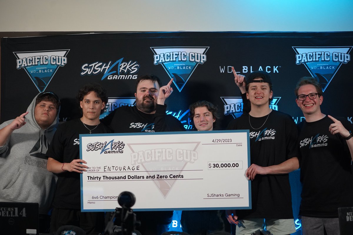 Congrats to our #SharksPacificCup presented by <a href="/wd_black/">WD_BLACK</a> Champs, <a href="/EntourageNHL/">Entourage</a>! 🏆🎮