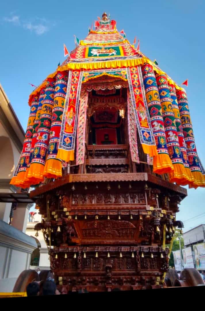 தரணி தழைக்க 

தஞ்சை தேரோட்டம் 

நடைபெற உள்ளது