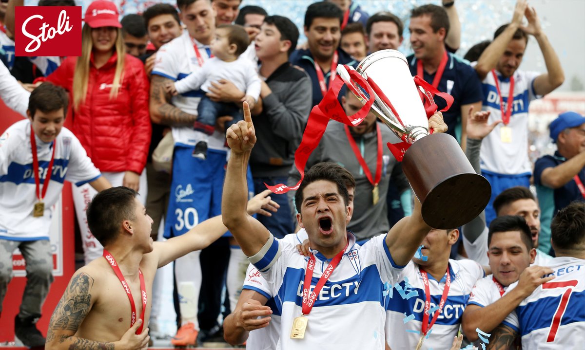 Cruzados's tweet photo. 𝗘𝗟 𝗜𝗡𝗢𝗟𝗩𝗜𝗗𝗔𝗕𝗟𝗘 𝟯𝟬 𝗗𝗘 𝗔𝗕𝗥𝗜𝗟 ❤️🏆
¡Que día histórico! Se cumple un año más de la obtención de #La11 🤍💙
El aliento de toda la hinchada hasta el final, el gol David Llanos y cabezazo del Chapa Fuenzalida...¡nunca olvidar!
#EfemérideStoli #EfemérideCruzada https://t.co/RFWb9PZpjJ