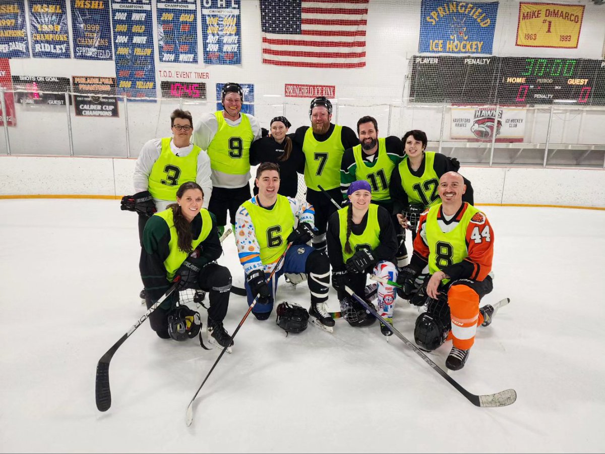 GremlinsHC's tweet photo. 2nd Annual Pizza Party Tourney is a wrap!🍕 Congrats to Midnight Snacks (Blue) on taking home the 'ship! 🏆 Stay tuned for more content from an extremely fun day of hockey! https://t.co/TAX7WsUwCx