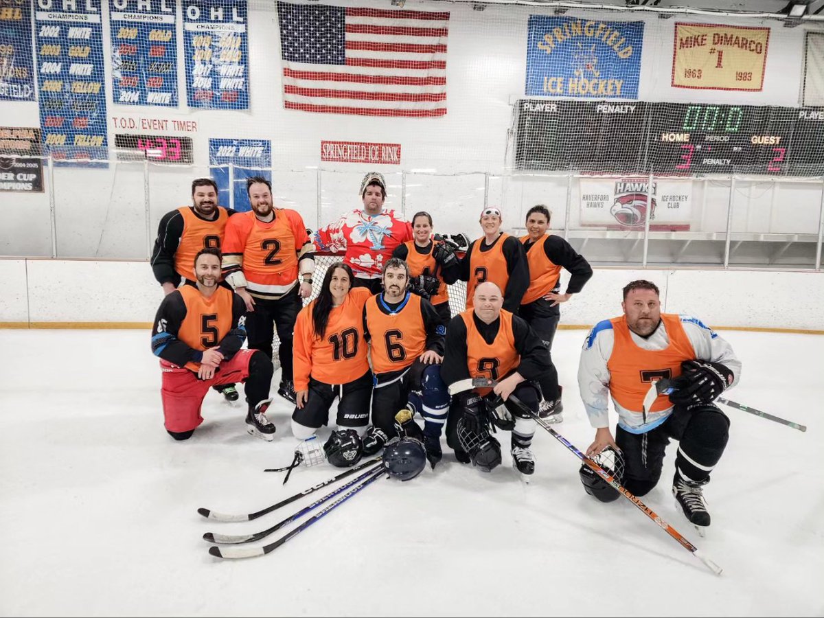 GremlinsHC's tweet photo. 2nd Annual Pizza Party Tourney is a wrap!🍕 Congrats to Midnight Snacks (Blue) on taking home the 'ship! 🏆 Stay tuned for more content from an extremely fun day of hockey! https://t.co/TAX7WsUwCx