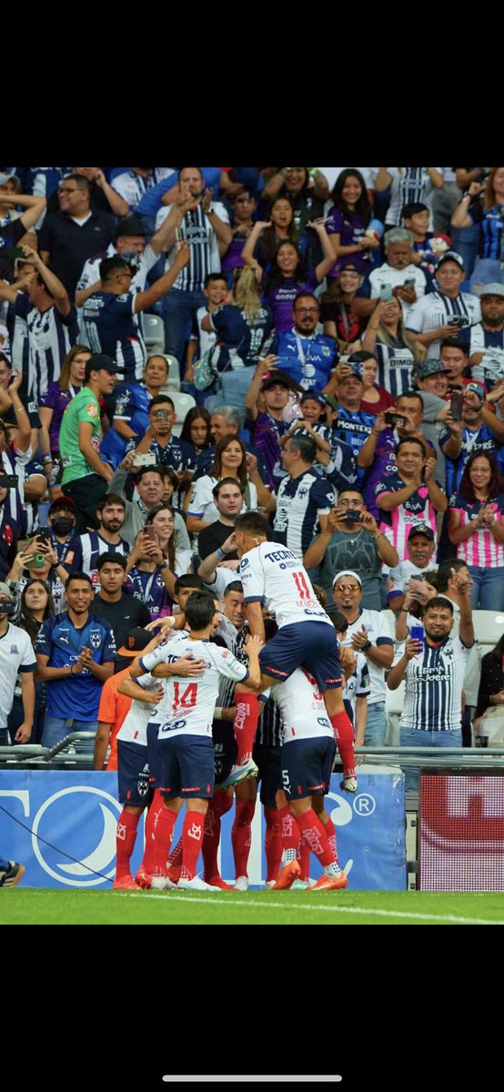¡Gracias, Afición! Tu apoyo ha sido clave para lograr el superliderato, y el récord de puntos y triunfos. 👏🏻👏🏻👏🏻

Orgulloso de pertenecer al Monterrey. 💙⬜️🟦
