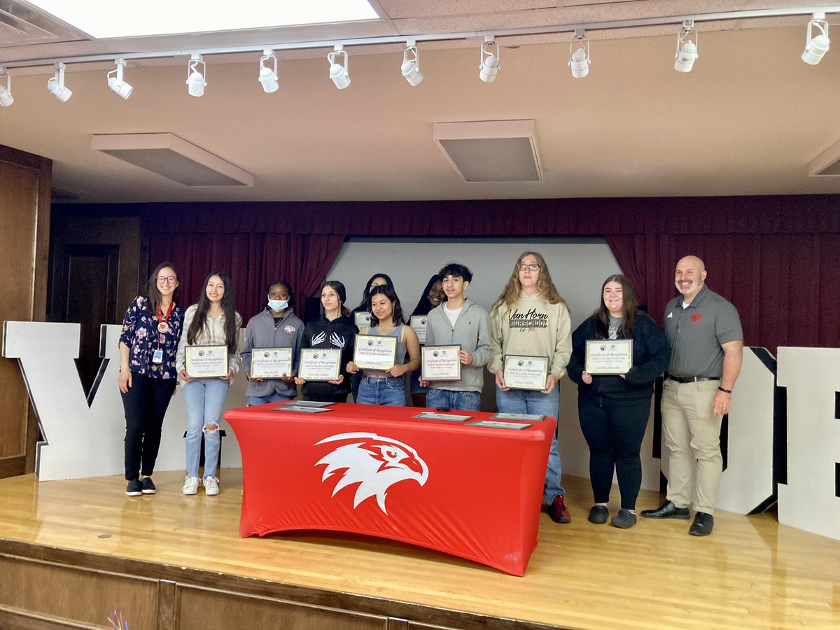 Congrats to our 2023 <a href="/Vanhorn_falcons/">Van Horn High School</a> @KcScholars PLTW PBS 9th College Savings Match* &amp; <a href="/PLTWorg/">Project Lead The Way</a> MI 11th Traditional Scholarship* recipients! All are also <a href="/HOSA_VANHORN/">Van Horn HOSA Biomed</a> officers! #isdstrong #vhfalcons <a href="/ISDSchools/">Independence School District</a> <a href="/VHFalcon_News/">Falcon Media</a> <a href="/ISDAcademies/">ISD Academies</a> <a href="/MOHOSAOfficial/">Missouri HOSA</a> <a href="/wcmissouriahec/">AHEC Health Careers</a>
