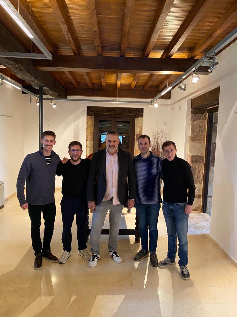 PSOECabezon_Sal's tweet photo. “Ya estamos con todo listo para el gran concierto de @schubertiada en #CasardePeriedo @aytocabezon. Va a ser una mañana fantástica en un enclave tan mágico como el #PalacioJesúsdeMonasterio con unos músicos increíbles !!!” @F_JavierGI https://t.co/Pnz9F4r1OY