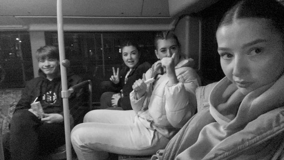 lyd_wh003's tweet photo. 5.46 bus ride in the morning, where we going👀#Erasmus23 https://t.co/wfc6BWSuZs