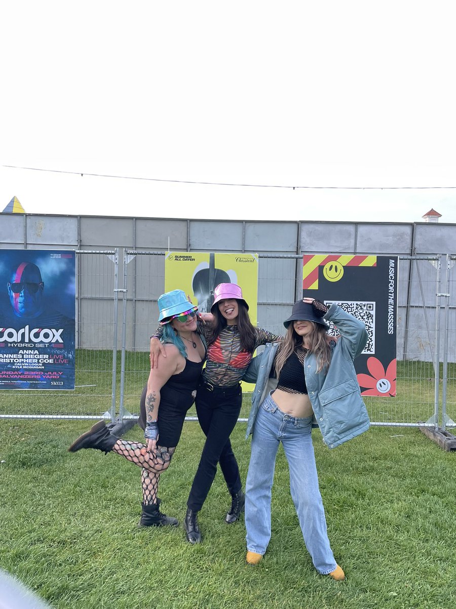 KatJSmith's tweet photo. Best day at the Pavillion festival yesterday 🕺🏻🕺🏻🕺🏻🕺🏻

@ewanmcvicar_  🫶🎉 https://t.co/rDYcgDgJip