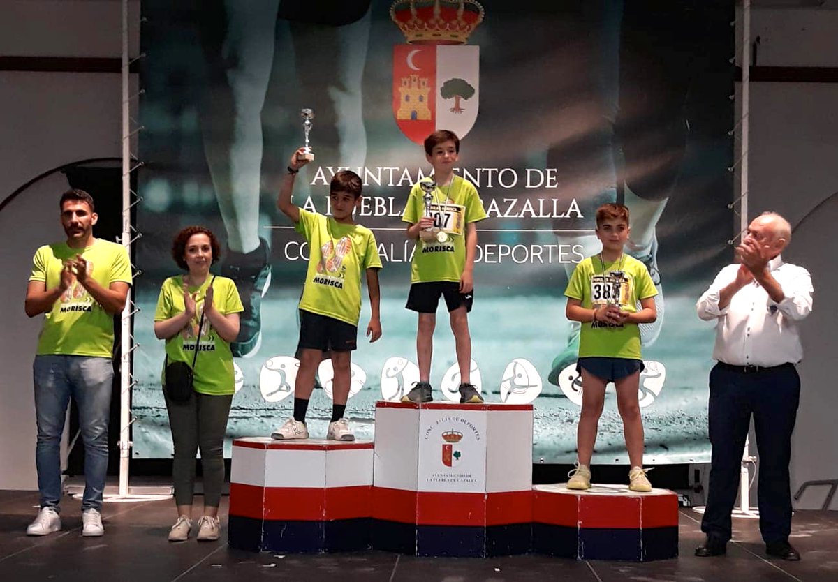 DrPerezBernal's tweet photo. "Hazte #Donante de Órganos - Regala #Vida". #Deporte y #Valores. La #Solidaridad en las camisetas de la XII Carrera Popular #MORISCA de #LaPuebladeCazalla. Gran gesto del
@Ayto_P_Cazalla @ONT_esp @RICOMSevilla @Atmosandalucia #TDSDeporte @A_Trasplantes @DeporteAND @atletismoFAA https://t.co/OWdcGDLPUv