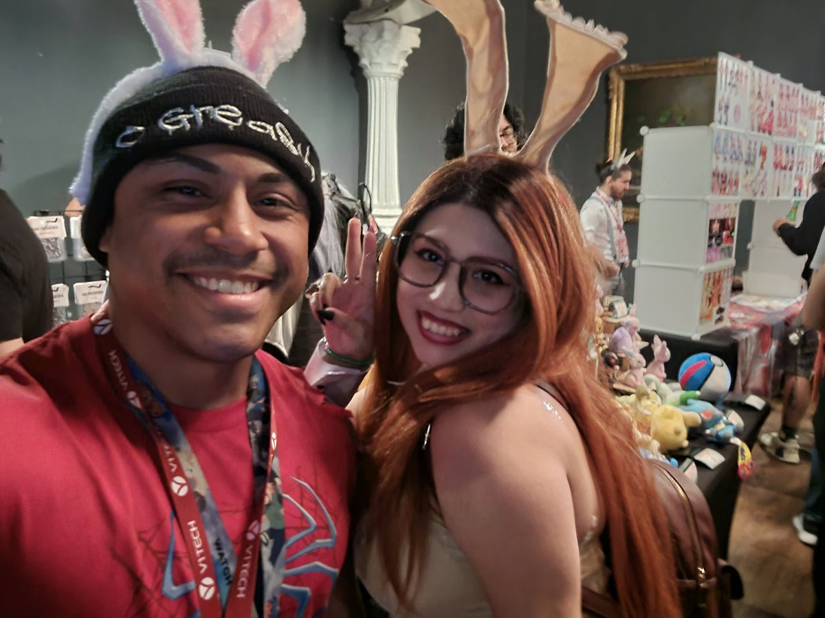CGreasy1's tweet photo. C Greasy pulled up to @Theweebstop & got to hangout with some Gorgeous & chill cosplayers
@favoritesenpaii @TheWaifuHouse @LevanChaos @owolittlespoonz
#Weebstop #weeb #Houston #cosplay #cosplayergirl #Cosplaying #Cgreasy #GreasyGang https://t.co/5pxhqG8Xn4