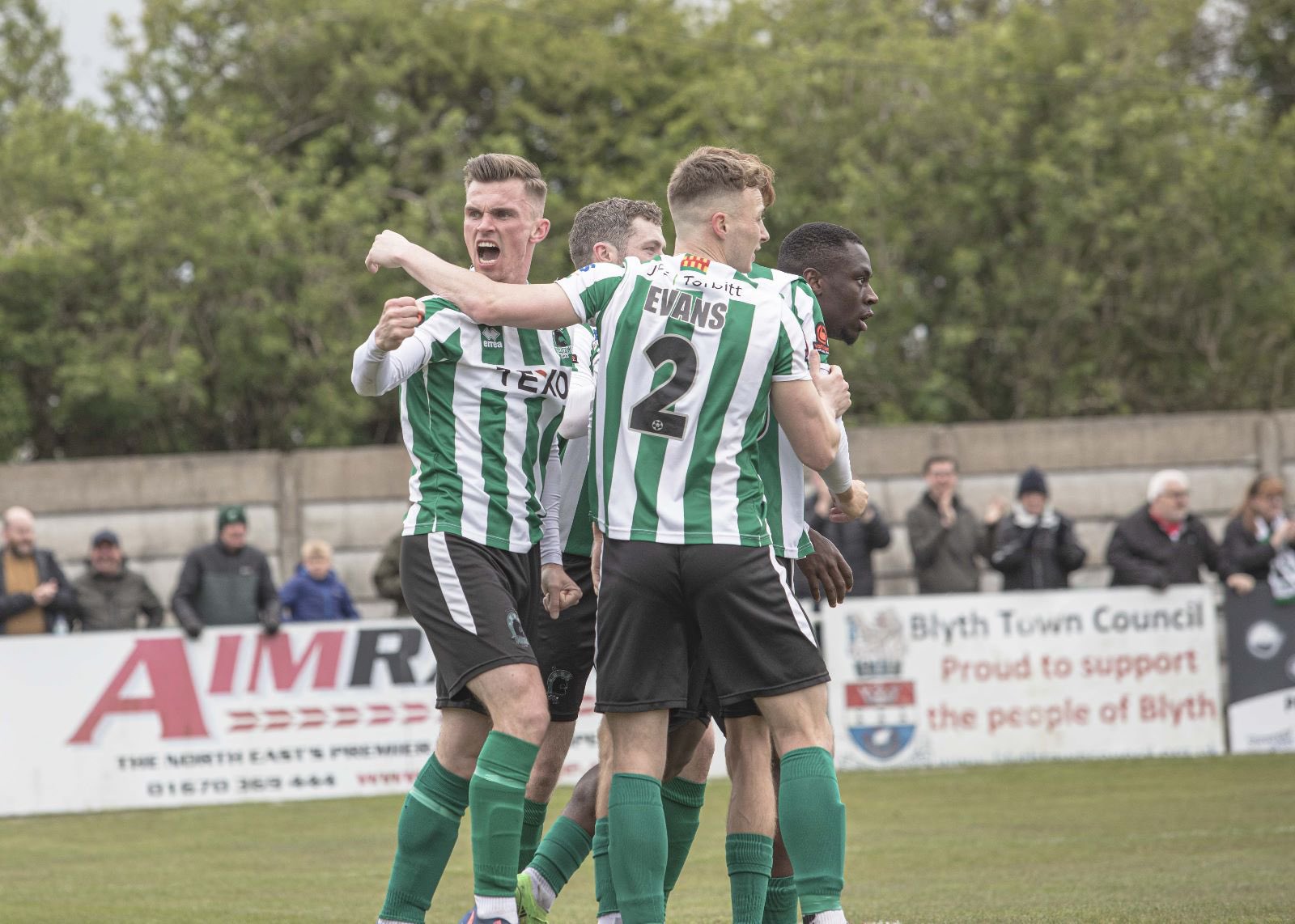 Tweets with replies by Blyth Spartans (Blyth_Spartans) / Twitter
