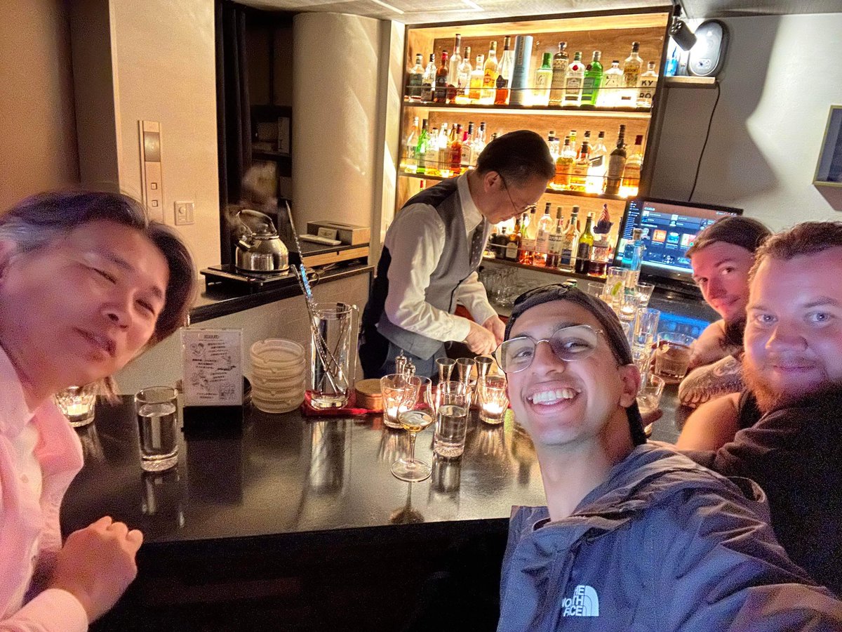 bar_bit_ tweet picture