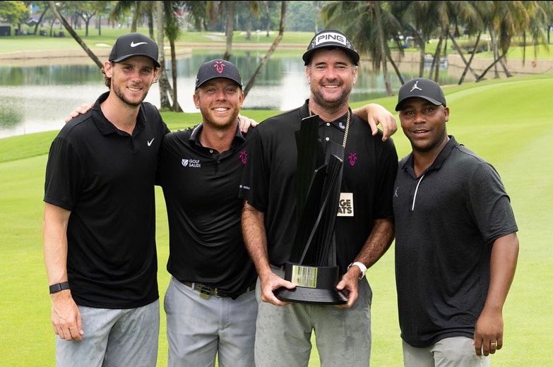 bubbawatson's tweet image. I’m extremely proud of these boys! This will be a moment I never forget and this team is everything! What a great 2 week with the boys also Congrats to @talorgooch on winning back to back! 🥳🐐 #GolfersOnATeam #goatgang #RangeGoatsGC #livgolfsingapore