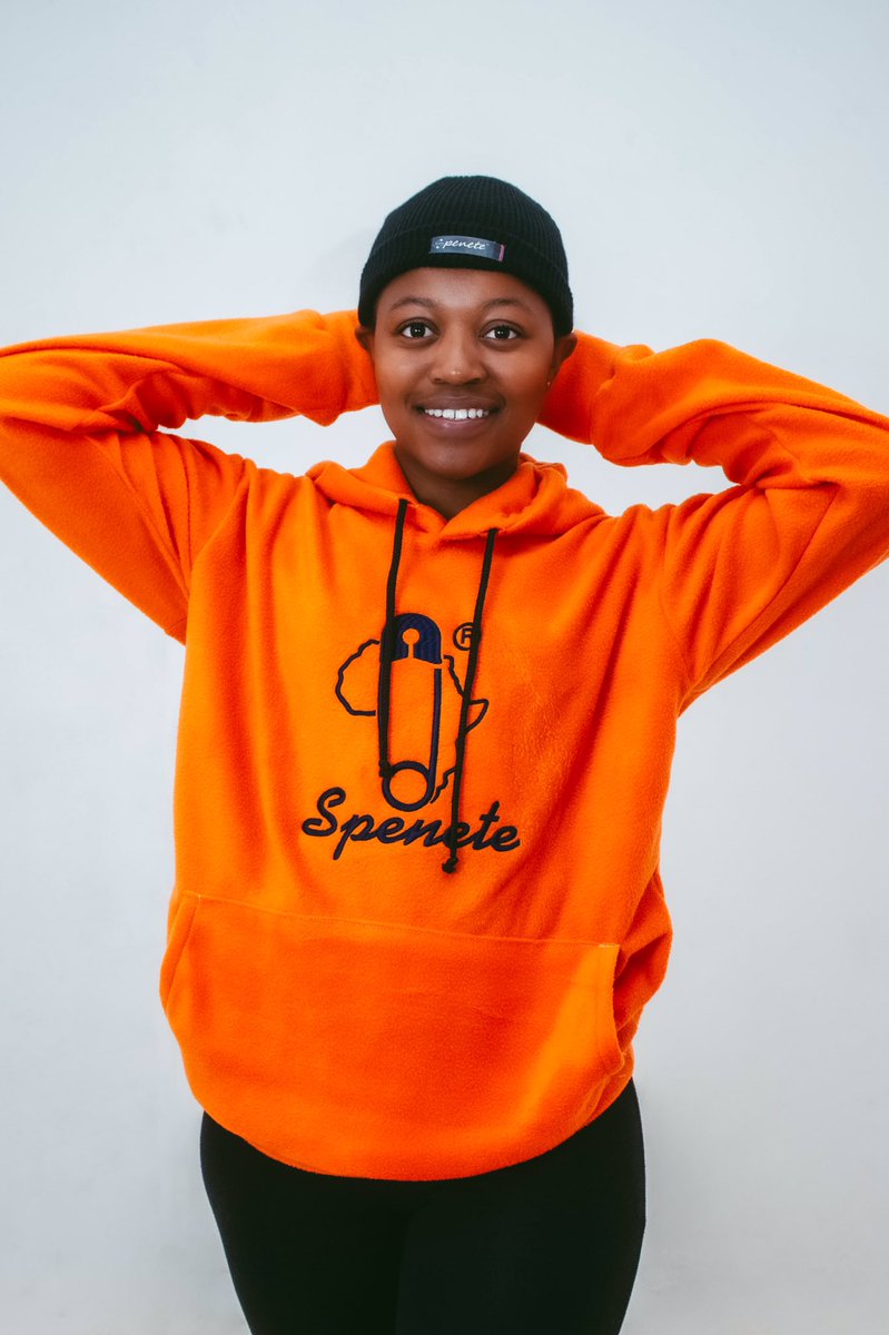 Spenete2's tweet photo. 🔥🔥🔥Get your warm Spenete Hoodie for less. Dm or WhatsApp us on +26876543580 for more info.

#spenete #spenete_official #speneteclothingbrand #clothingbrand #winter #spenete4winter #leadingbrand #localbrand #streetwear #streetbrand #eswatinibrand #eswatinibusiness https://t.co/qDbCrxo7k4