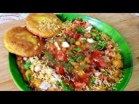 WithArsha's tweet photo. Aloo tikki chaat || Aloo tikki chaat recipe|| Aloo tikki || Quick breakfast|| home chef arsha || Home Chef Arsha https://t.co/I40D1G7wNu