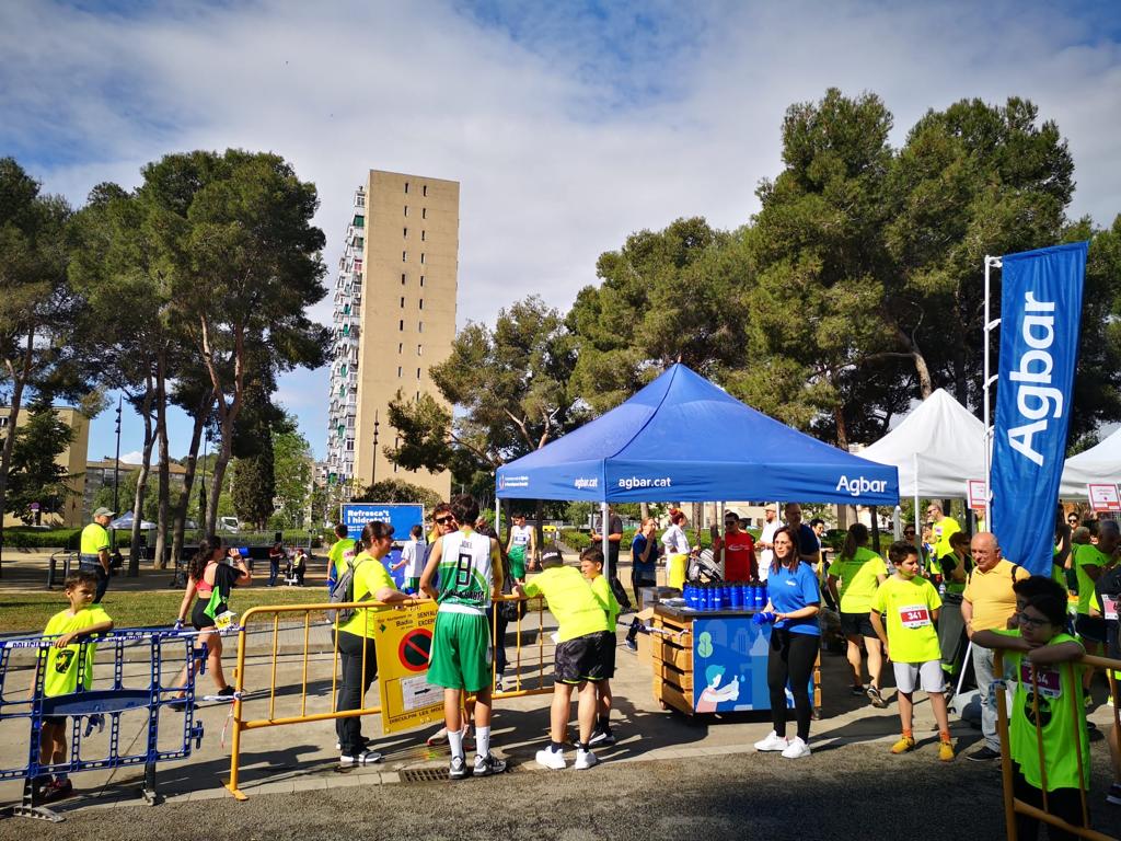 Veolia_Cat's tweet photo. 🏃‍♀️🏃‍♂️ A #BadiadelVallès, s'ha celebrat la #LaCursaBadia2023.

💧 Hi hem col·laborat instal·lant punts d'hidratació en el recorregut per reduir residus plàstics. 

#Badia https://t.co/QUDe3zw7vB
