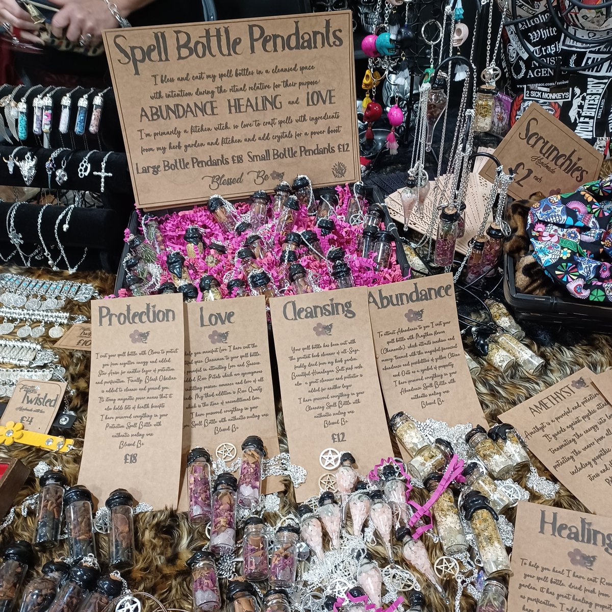 WGWGothWeekend's tweet photo. Pretty twisted spell bottles, keyrings, jewellery &amp; more lovely lovely stuff 🖤 https://t.co/JvrK75IMRi