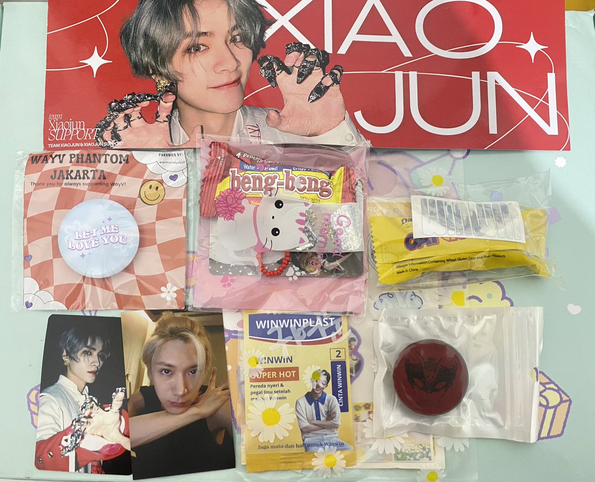 thank you for giving me these freebies, till we meet again in wayv next concert🥺🫶🏻 <a href="/xiaosmitten/">𝒗 | xiaojun x judydoll 🤍</a> <a href="/winwinluvbot/">aca🩷</a> <a href="/firzaGyu/">Firza 🐰🏀🦖</a> <a href="/malesmandicom/">DITZ</a> <a href="/WayV_IDN/">WayV IDN</a> sorry if i missed mention it because i have a bad memory😖once again thank you love🥹

#WayV_FanmeetingTour_PhantominJKT