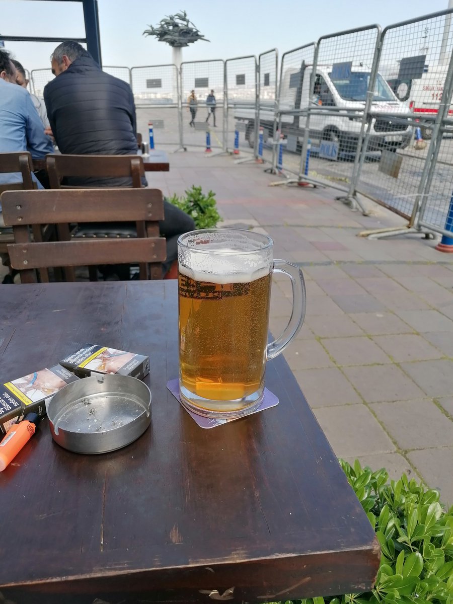 #HaydiTürkiye cumhurbaşkanımızı  bekliyoruz