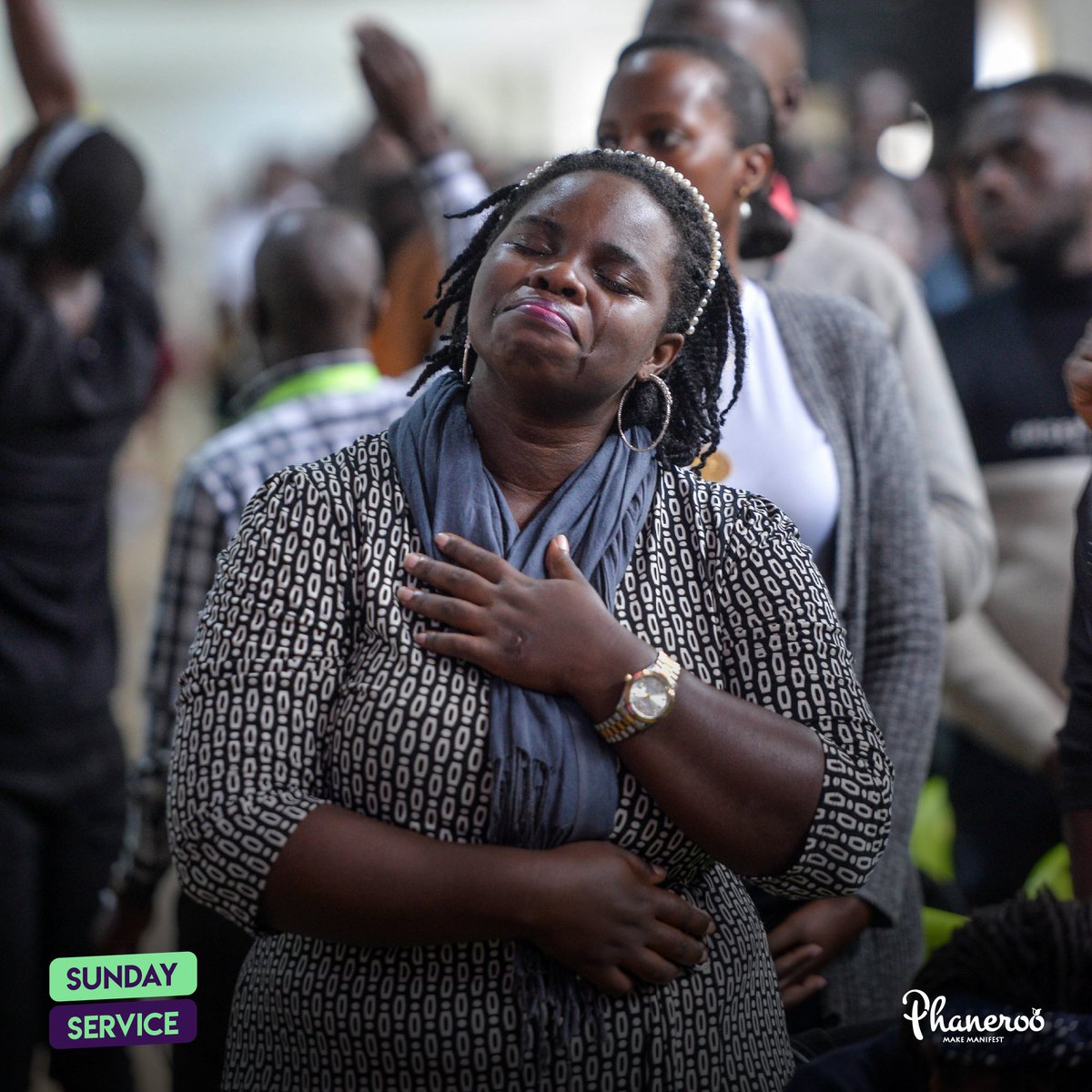 Phanerookampala's tweet photo. Exalt the Lord our God And worship at His footstool; Holy is He. (Psalms 99:5 AMP)

https://t.co/LkkwLaclce

#Worship 
#PhanerooSundayService
#LiveOnManifestTv https://t.co/c2Zvt5urSD