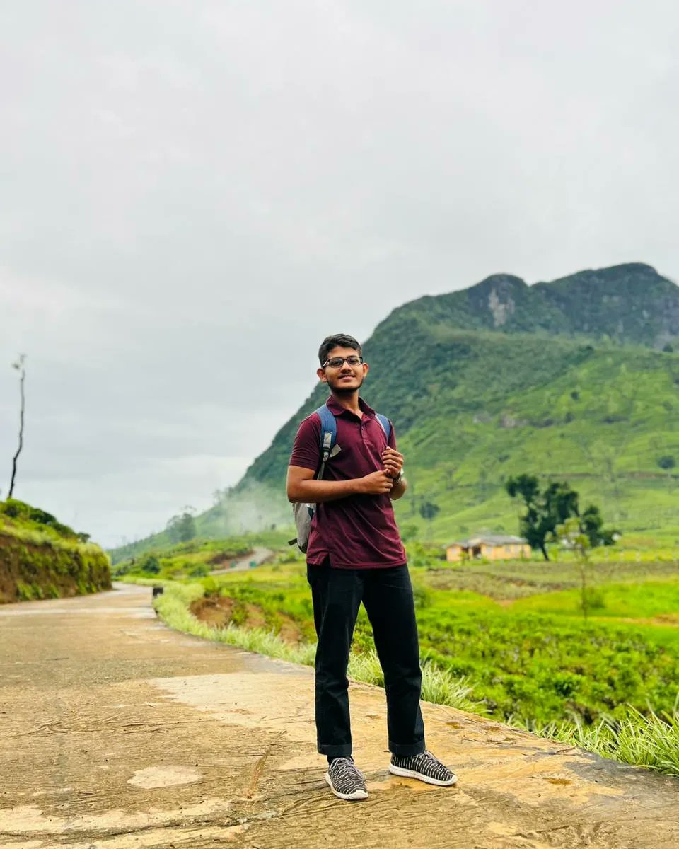 𝑬𝒏𝒓𝒐𝒖𝒕𝒆 𝒕𝒐 𝑮𝒂𝒓𝒕𝒎𝒐𝒓𝒆 𝑭𝒂𝒍𝒍𝒔...🍃🏕
.
.
.
.
📸: @RamlanFassy 

#gartmorefalls #maskeliya #hikingadventures #campingout #campingwithfriends #mafridhahamed #srilanka