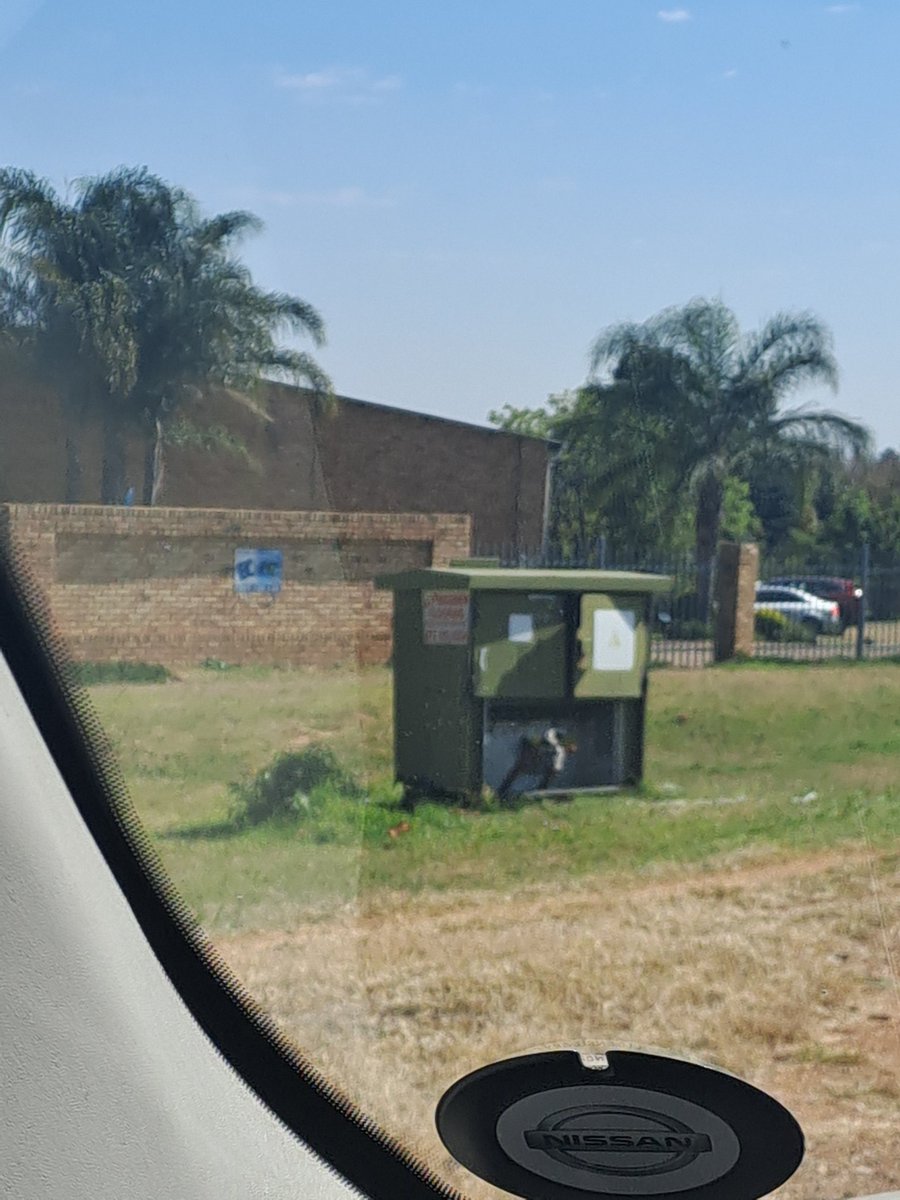 HERMAN DEYSEL tweet media