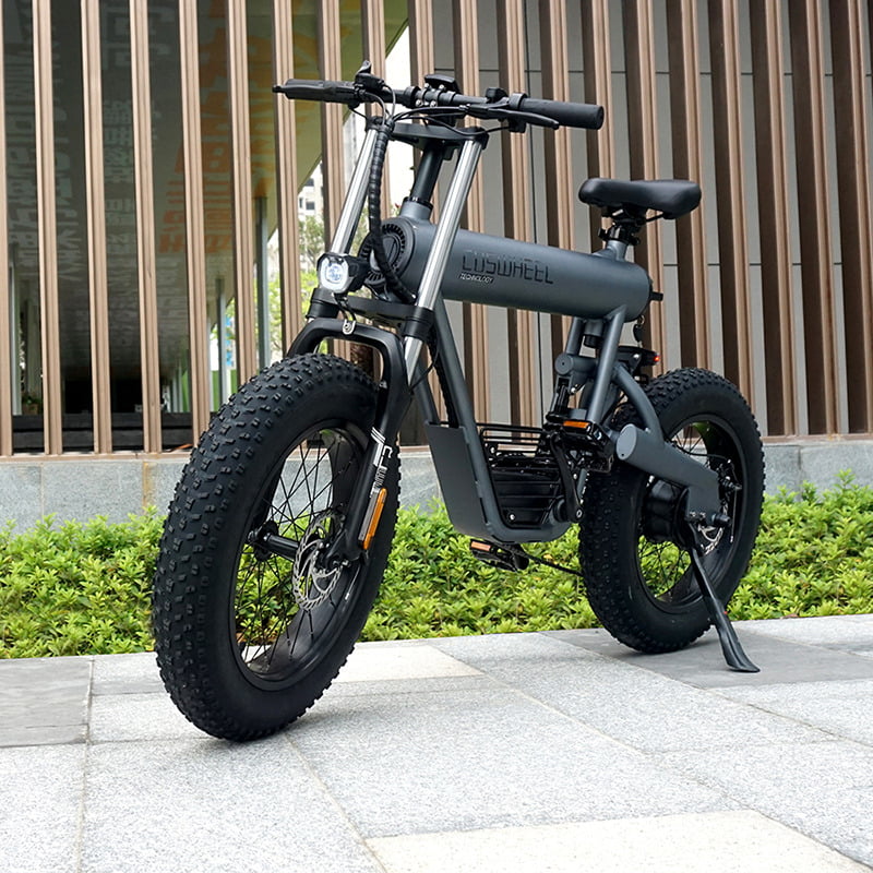 CiaobikeNL's tweet image. Ben je een fan van mountainbiken, maar hou je ook van elektrische fietsen? Dan is een elektrische Fatbike iets voor jou! Lees meer over de voordelen van een elektrische Fatbike! #voordelen #elektrischefatbike #mountainbiken #elektrischeondersteuning 🚴‍♂️🏔️🌳