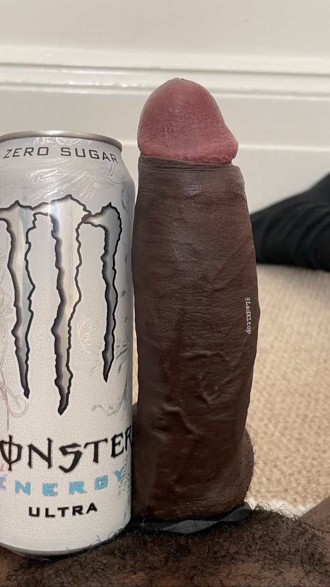 LadXXLtop's tweet photo. It’s not gonna suck itself. Throats who want to be slammed fuck deep, to the front of the line 🐴😈 #BigDick #MonsterDick #WellHung #Uncut #TeamGirth https://t.co/Au3qfaw5hk