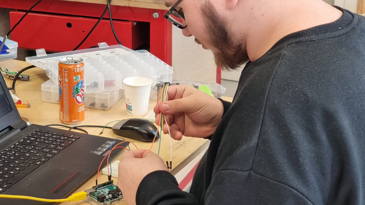 École de la 2e Chance en Val-d’Oise tweet media