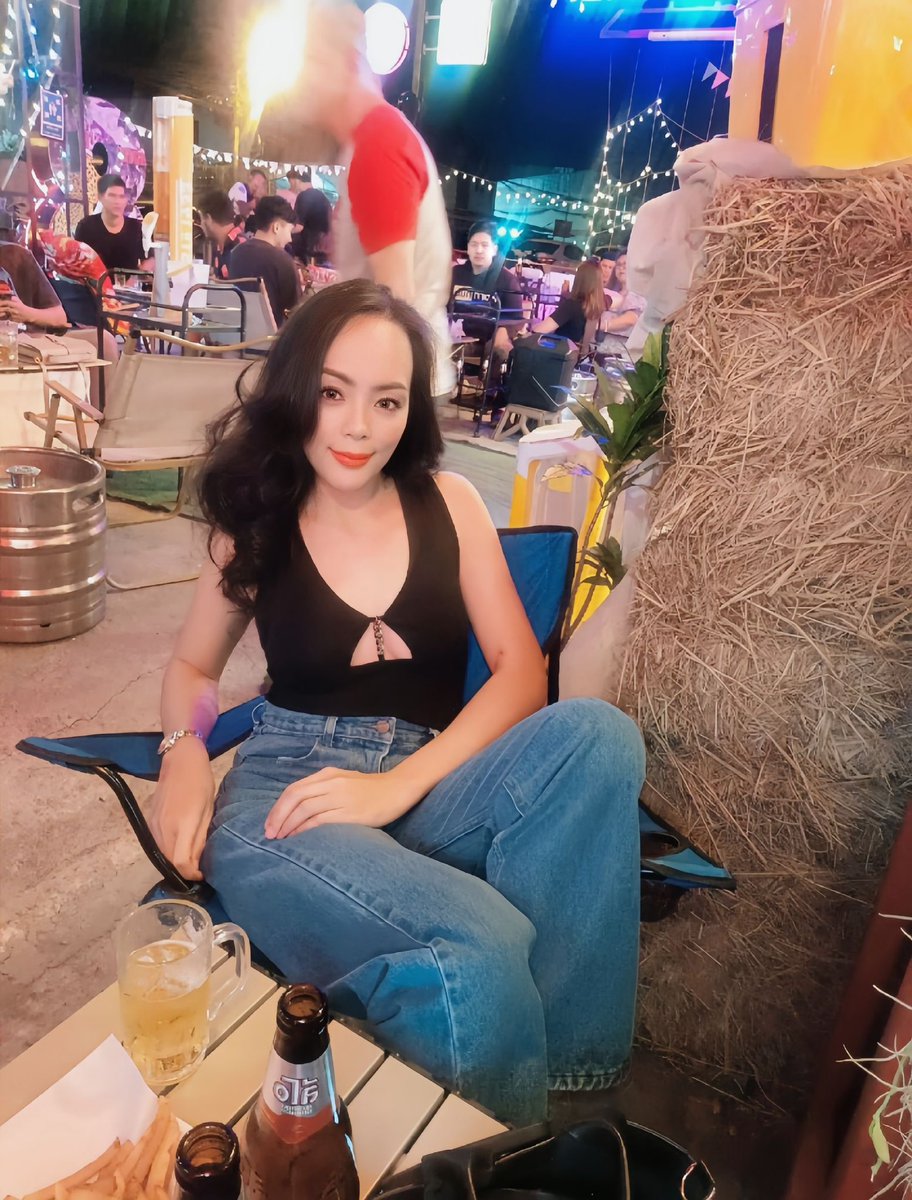 การนอนคือ การชาร์จแบตส่วน
การออกไปแรด..คือการใช่พลังงาน😂💦