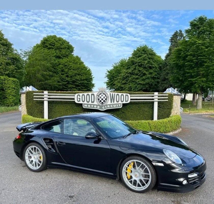 benjhunt's tweet photo. Guys, I need some help. My good friend's Porsche was stolen last night in Horsham. It is a 911 997.2 Turbo S. Any help sharing would be welcome. Thanks. #Porsche #911  @PorscheGB  @Porsche @PorscheNewsroom https://t.co/Gvr7UZs3zI
