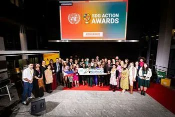 UNICManama's tweet image. 📌Activists striving to achieve a more just and equitable #future for all people and the #planet, are being encouraged to apply for a #UNAward to celebrate #initiatives &amp;amp; individuals working to make the #SDGs a reality. 

#SDGAward #Bahrain #UAE #GCC
 
👇
buff.ly/3oVaHJz